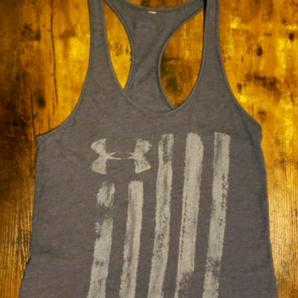 Under Armour Tops - Under Armour Top